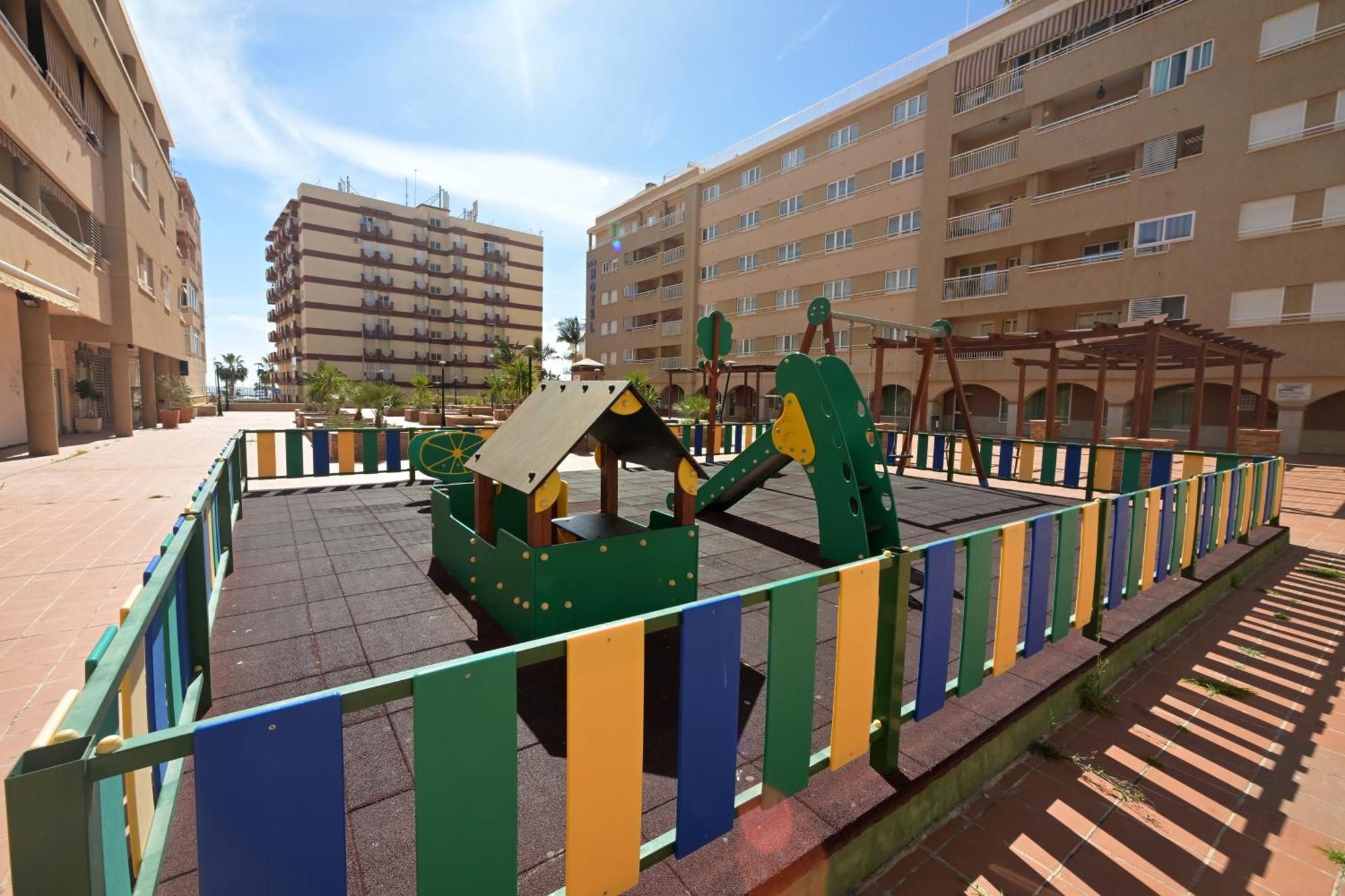 Aguilas Delicias Piscina Wifi Ac Parking Gratis ภายนอก รูปภาพ