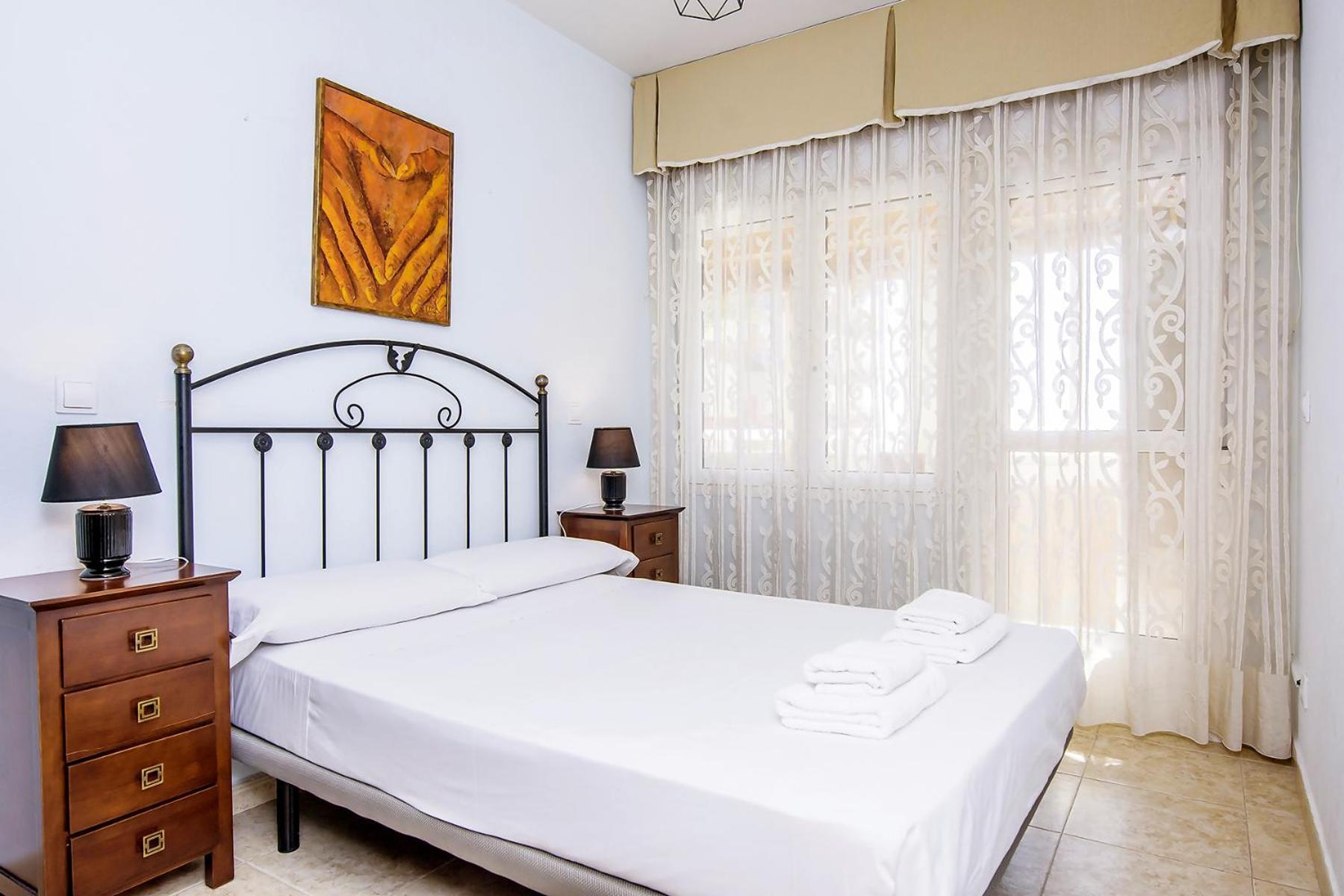 Aguilas Delicias Piscina Wifi Ac Parking Gratis ภายนอก รูปภาพ